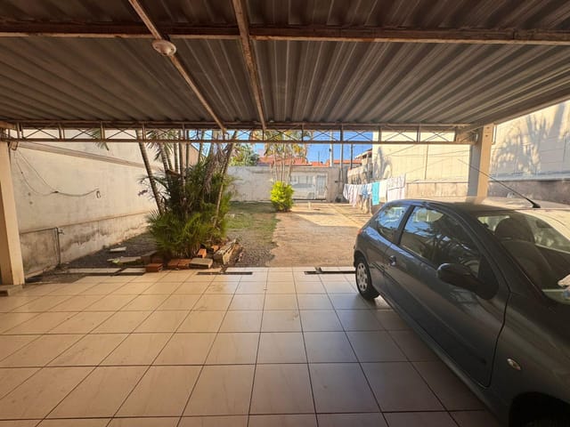 Casa com 268m² 2 quartos e 1 banheiro, à venda, no bairro Cidade Satélite Íris em Campinas