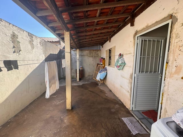 Casa com 268m² 2 quartos e 1 banheiro, à venda, no bairro Cidade Satélite Íris em Campinas