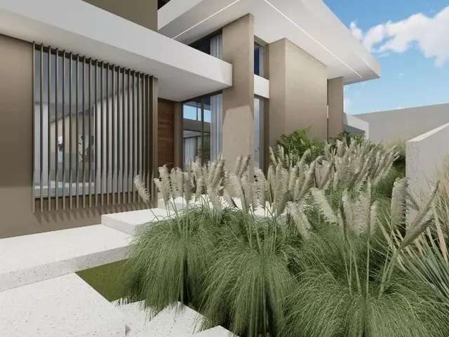 Casa com 2070m² 4 quartos e 5 banheiros, à venda, no bairro Santa Felicidade em Curitiba