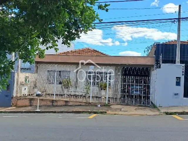 Casa com 260m² 4 quartos e 3 banheiros, à venda, no bairro Centro em Santa Bárbara D'Oeste