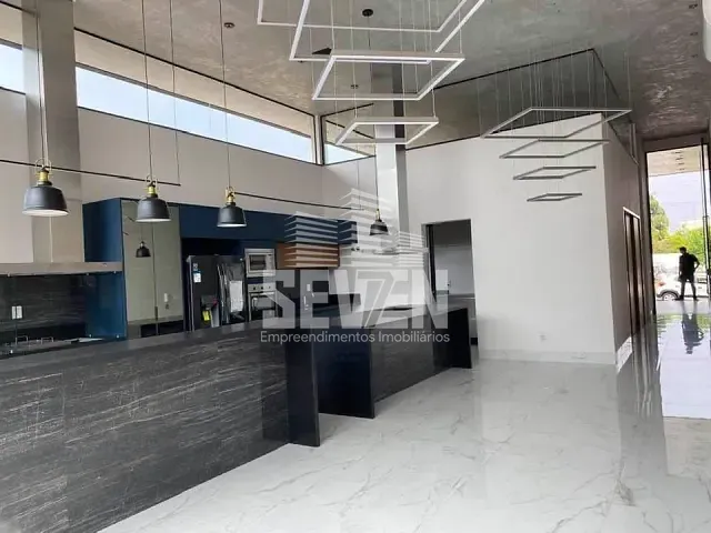 Casa com 450m² 3 quartos e 4 banheiros, à venda, no bairro Residencial Lago Sul em Bauru