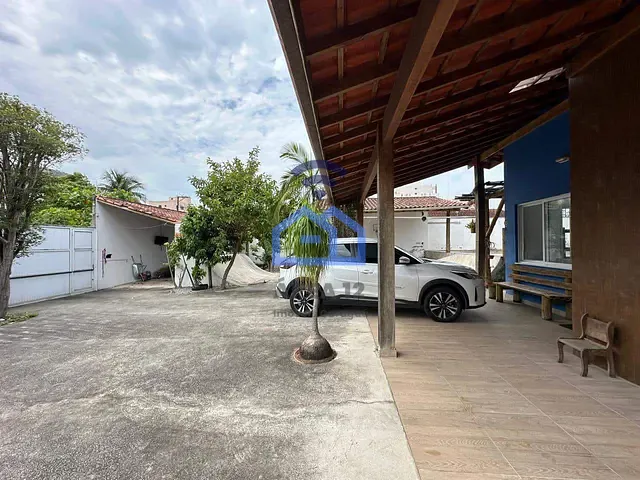 Casa com 720m² 4 quartos e 6 banheiros, à venda, no bairro Martim de Sá em Caraguatatuba