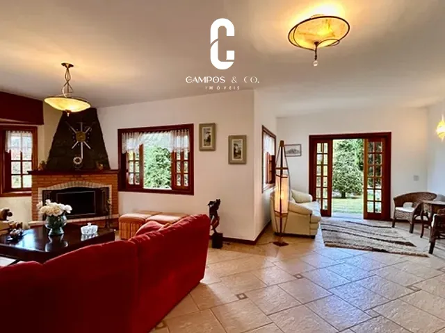 Casa com 1154m² 6 quartos e 8 banheiros, à venda, no bairro Aldeia Austríaca em Campos do Jordão