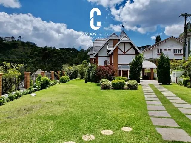 Casa com 1154m² 6 quartos e 8 banheiros, à venda, no bairro Aldeia Austríaca em Campos do Jordão