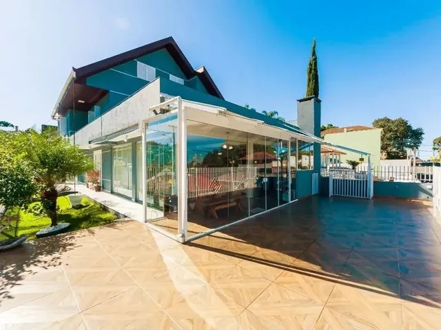 Casa com 360m² 4 quartos e 4 banheiros, à venda, no bairro Santo Inácio em Curitiba