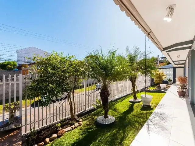 Casa com 360m² 4 quartos e 4 banheiros, à venda, no bairro Santo Inácio em Curitiba