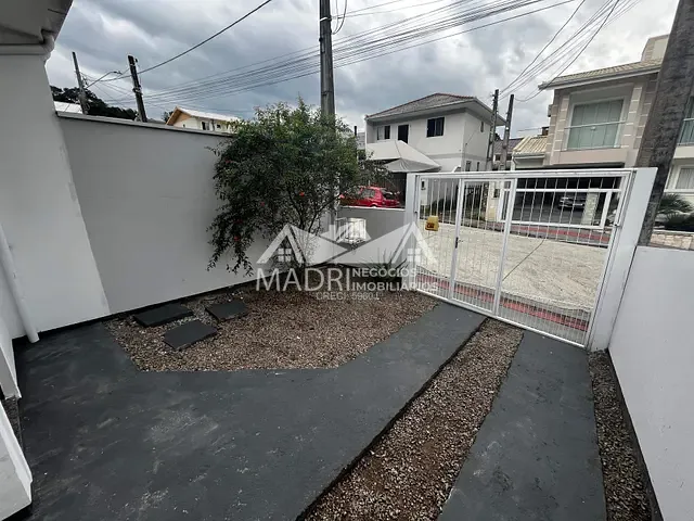Casa 2 quartos e 1 banheiro, para alugar, no bairro Bela Vista em Palhoça