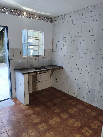 Casa com 45m² 1 quarto e 1 banheiro, para alugar, no bairro Parque Independência em São Paulo