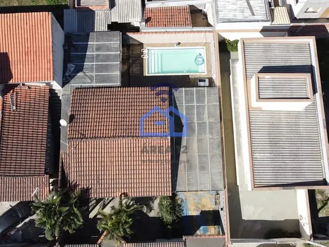 Casa com 267m² 2 quartos e 2 banheiros, à venda, no bairro Balneário dos Golfinhos em Caraguatatuba