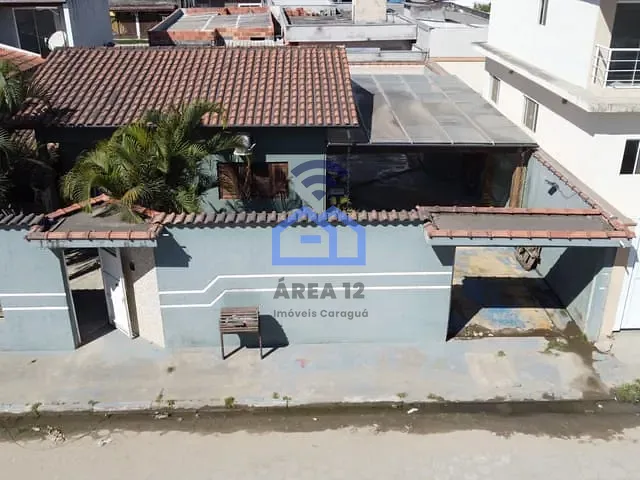 Casa com 267m² 2 quartos e 2 banheiros, à venda, no bairro Balneário dos Golfinhos em Caraguatatuba