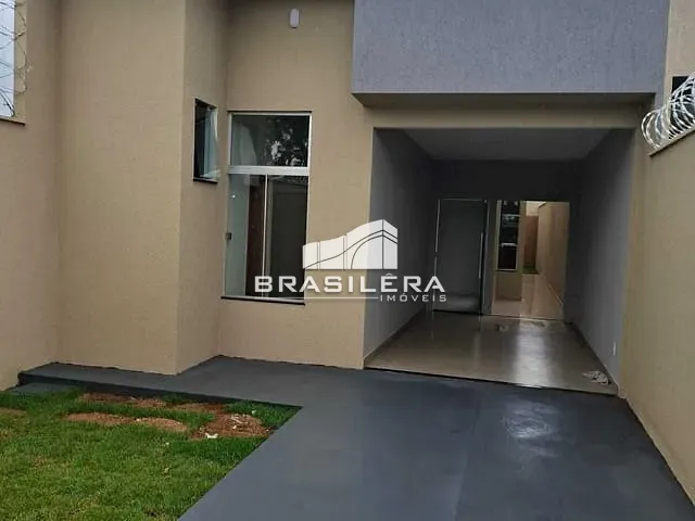 Casa 3 quartos e 3 banheiros, à venda, no bairro Mansões Paraíso em Aparecida de Goiânia