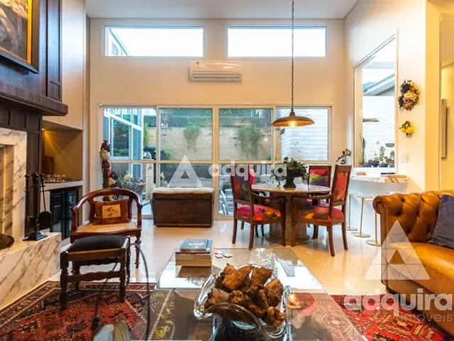 Casa com 653m² 6 quartos e 7 banheiros, à venda, no bairro Jardim Carvalho em Ponta Grossa