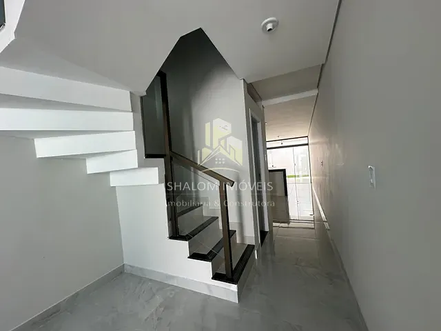 Casa 2 quartos e 2 banheiros, à venda, no bairro Candelária em Belo Horizonte