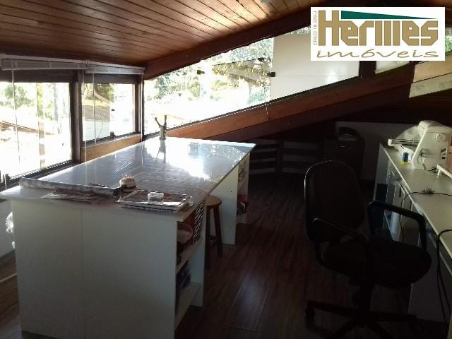 Casa, 3 quartos, 209 m² - Foto 8