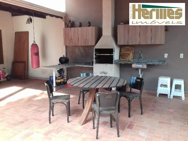 Casa, 3 quartos, 209 m² - Foto 11