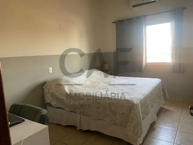 Casa com 450m² 3 quartos e 6 banheiros, à venda, no bairro Residencial Nova Holanda em Holambra