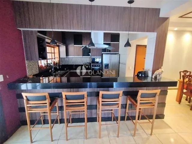 Casa com 567m² 3 quartos e 2 banheiros, à venda, no bairro Jardim Arrivabene II em Artur Nogueira