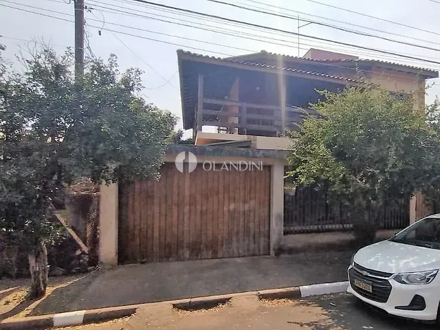 Casa com 567m² 3 quartos e 2 banheiros, à venda, no bairro Jardim Arrivabene II em Artur Nogueira