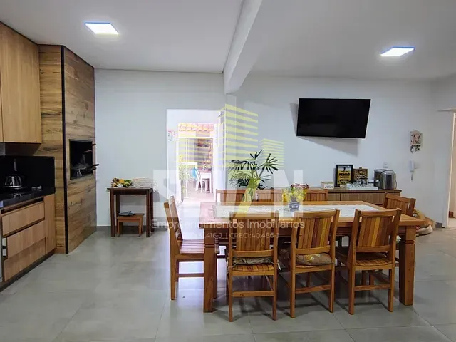 Casa com 260m², à venda, no bairro Jardim Paulista em Bauru