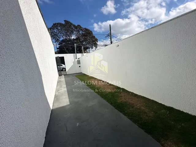 Casa 2 quartos e 2 banheiros, à venda, no bairro Candelária em Belo Horizonte