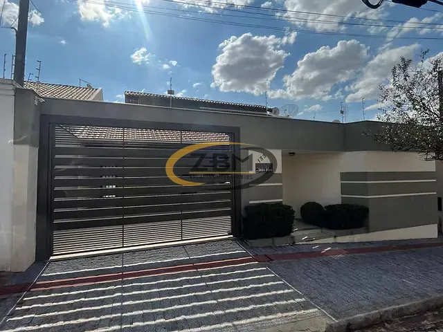 Casa com 360m² 3 quartos e 3 banheiros, à venda, no bairro Jardim Burle Marx em Londrina