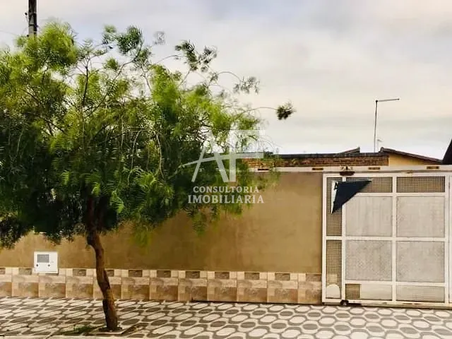 Casa com 320m² 4 quartos e 2 banheiros, à venda, no bairro Parque São Luís em Taubaté