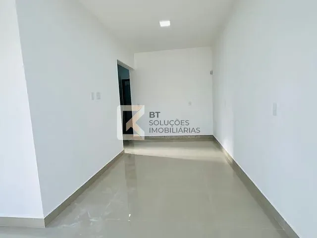 Casa com 150m² 3 quartos e 2 banheiros, à venda, no bairro Parque Residencial Sabiás em Indaiatuba