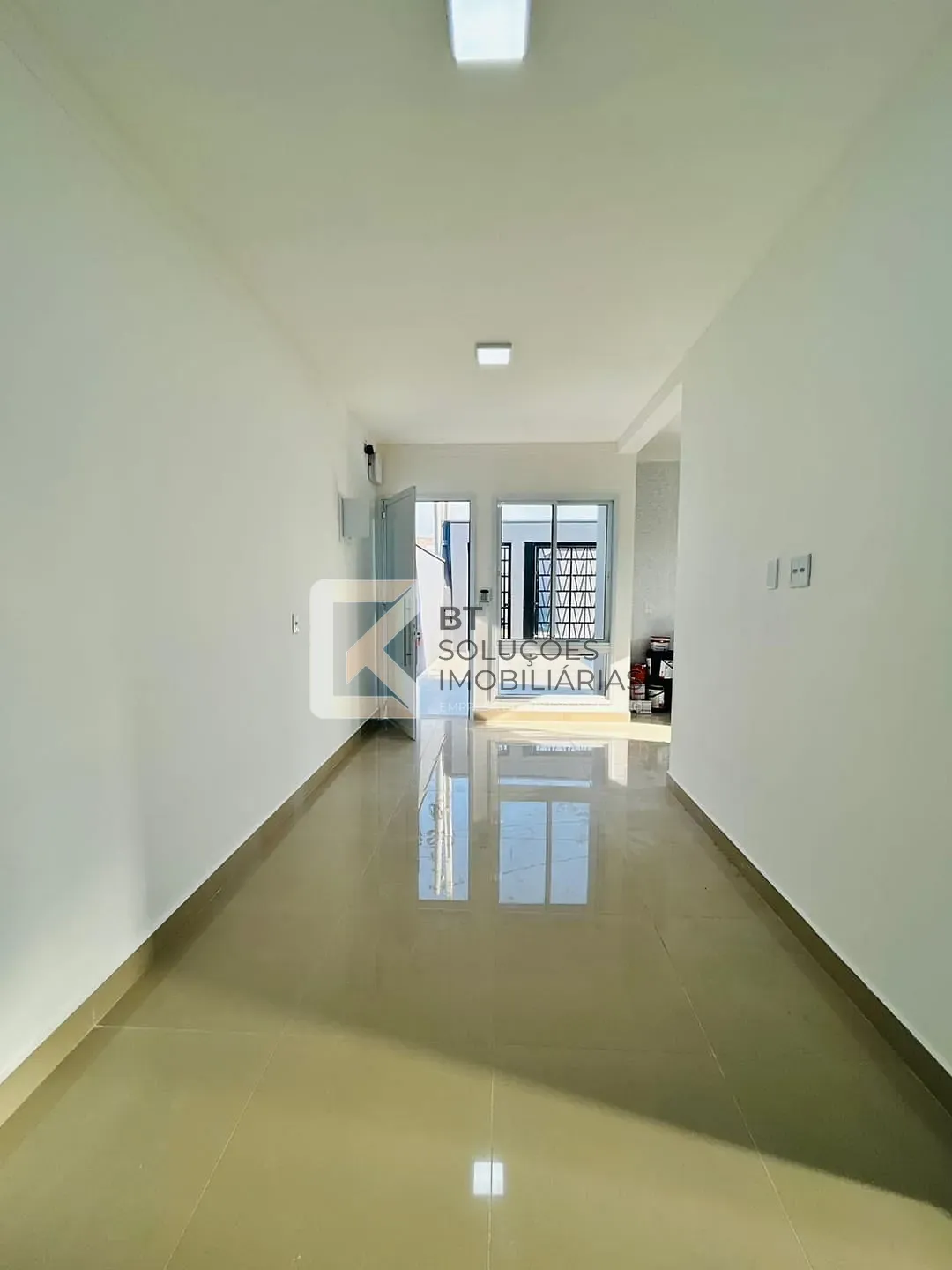 Casa, 3 quartos, 64 m² - Foto 2