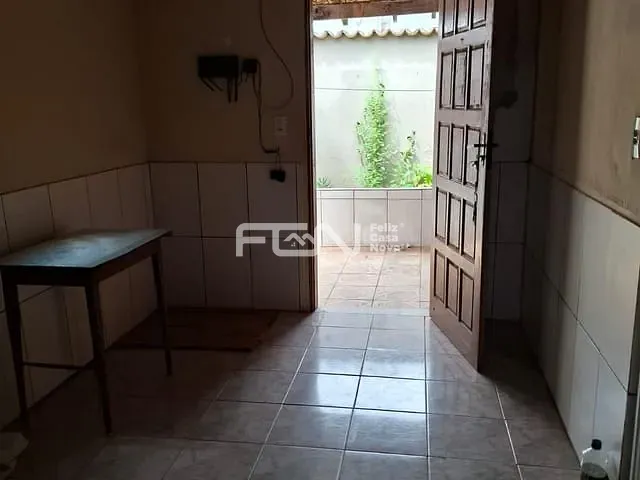 Casa com 120m² 2 quartos e 1 banheiro, à venda ou para alugar, no bairro Arembepe (Abrantes) em Camaçari