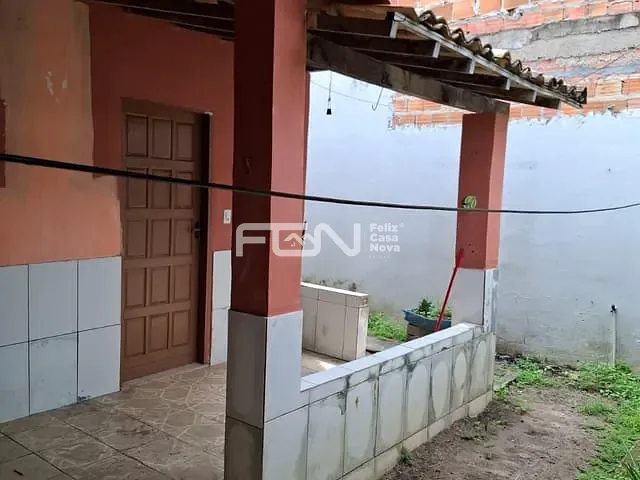 Casa com 120m² 2 quartos e 1 banheiro, à venda ou para alugar, no bairro Arembepe (Abrantes) em Camaçari