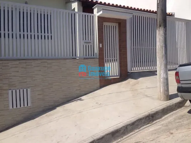 Casa com 200m² 3 quartos e 2 banheiros, à venda, no bairro JARDIM GUAXUPÉ em GUAXUPÉ