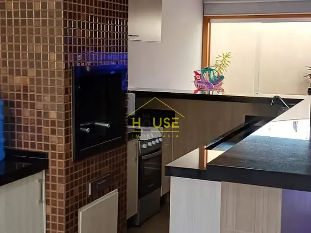 Casa com 201m² 3 quartos e 3 banheiros, à venda, no bairro Jardim Portal dos Lagos em Votuporanga