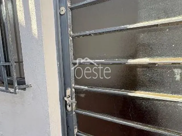 Casa com 55m² 1 quarto e 1 banheiro, para alugar, no bairro Vila Pires em Santa Bárbara D'Oeste