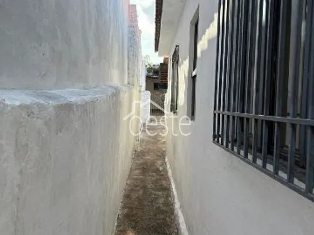 Casa com 55m² 1 quarto e 1 banheiro, para alugar, no bairro Vila Pires em Santa Bárbara D'Oeste