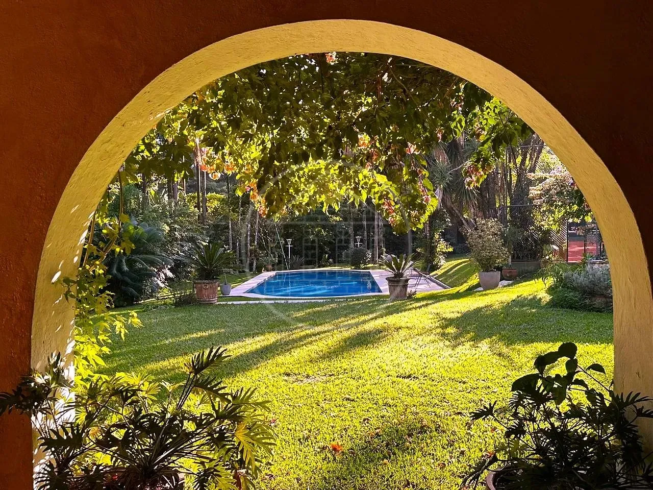 Casa, 5 quartos, 880 m² - Foto 2