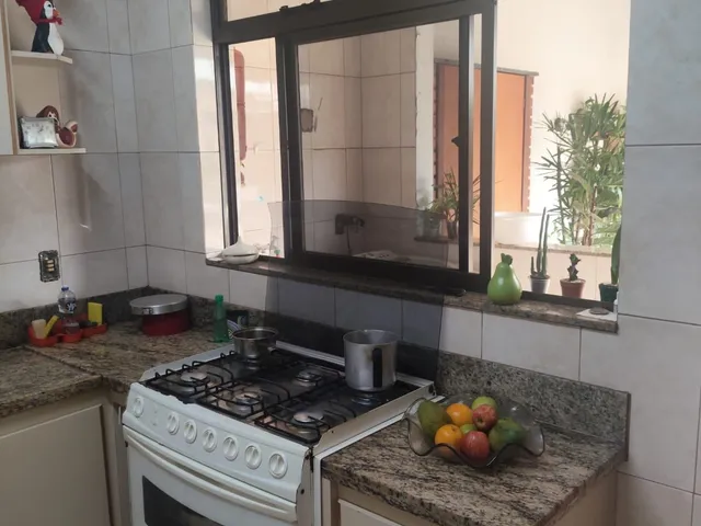 Casa com 393m² 4 quartos e 3 banheiros, à venda, no bairro Alto dos Pinheiros em Belo Horizonte
