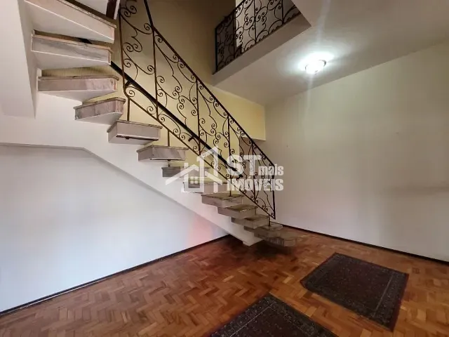 Casa com 391m² 6 quartos e 4 banheiros, à venda, no bairro Centro em Andradas