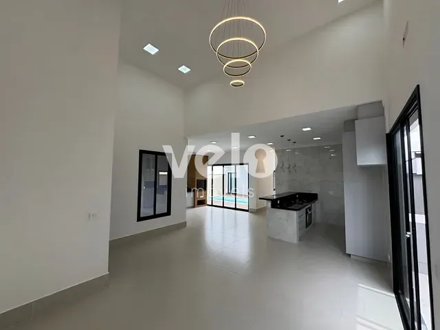 Casa com 325m² 4 quartos e 4 banheiros, à venda, no bairro Piracangaguá em Taubaté