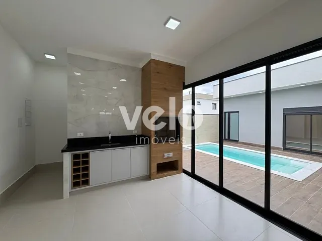 Casa com 325m² 4 quartos e 4 banheiros, à venda, no bairro Piracangaguá em Taubaté