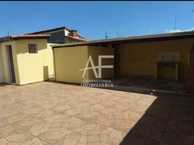 Casa com 250m² 3 quartos e 2 banheiros, à venda, no bairro Flor Do Vale em Tremembé