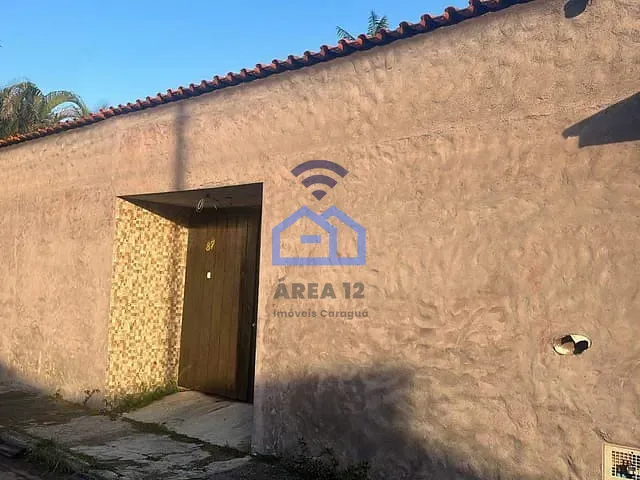Casa com 362m² 4 quartos e 2 banheiros, à venda, no bairro Praia das Palmeiras em Caraguatatuba