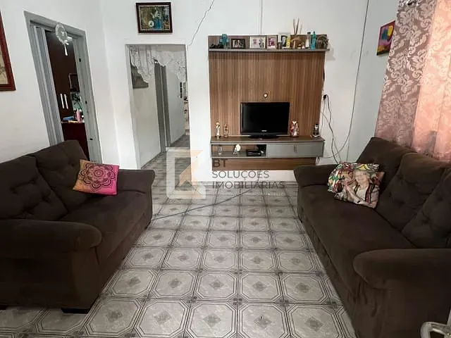 Casa com 300m² 4 quartos e 2 banheiros, à venda, no bairro Centro em Indaiatuba