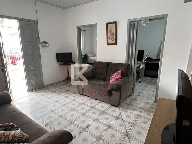 Casa com 300m² 4 quartos e 2 banheiros, à venda, no bairro Centro em Indaiatuba