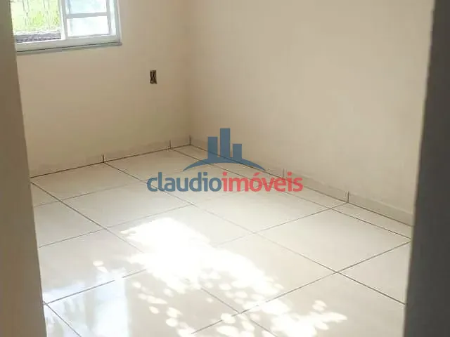 Casa 2 quartos e 1 banheiro, para alugar, no bairro Bocaininha em Barra Mansa