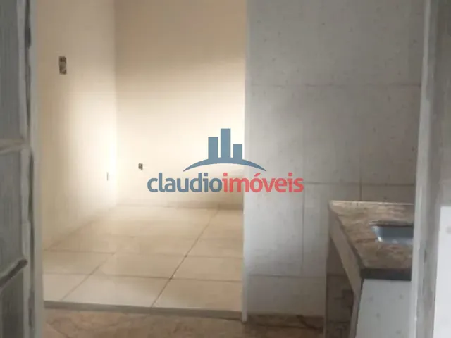 Casa 2 quartos e 1 banheiro, para alugar, no bairro Bocaininha em Barra Mansa