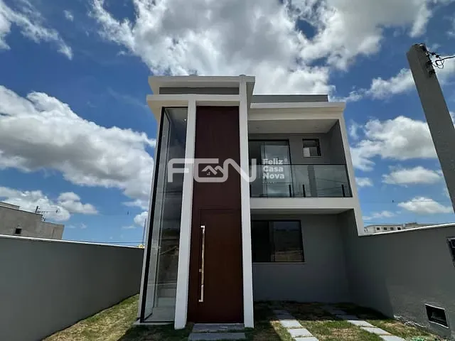 Casa com 110m² 4 quartos e 5 banheiros, à venda, no bairro Parque Nascente do Rio Capivara em Camaçari