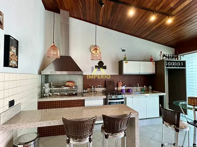 Casa com 228m² 3 quartos e 4 banheiros, à venda, no bairro Vila Progresso em Salto
