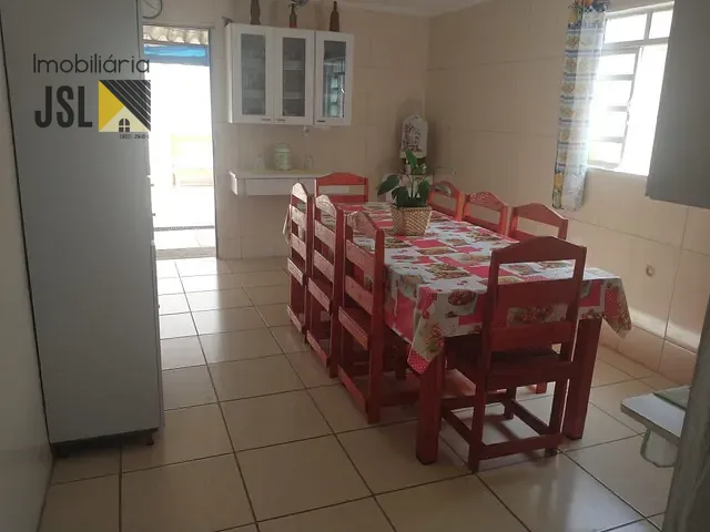 Casa com 250m² 3 quartos e 2 banheiros, à venda, no bairro Parque Residencial Nova Caçapava em Caçapava