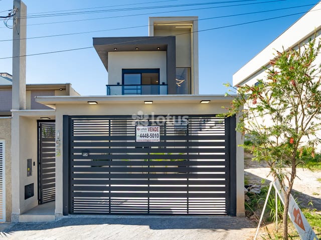Casa 3 quartos e 4 banheiros, à venda, no bairro Villas do Jaguari em Santana de Parnaíba