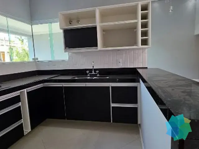 Casa com 175m² 3 quartos e 2 banheiros, para alugar, no bairro Village Moutonnée em Salto